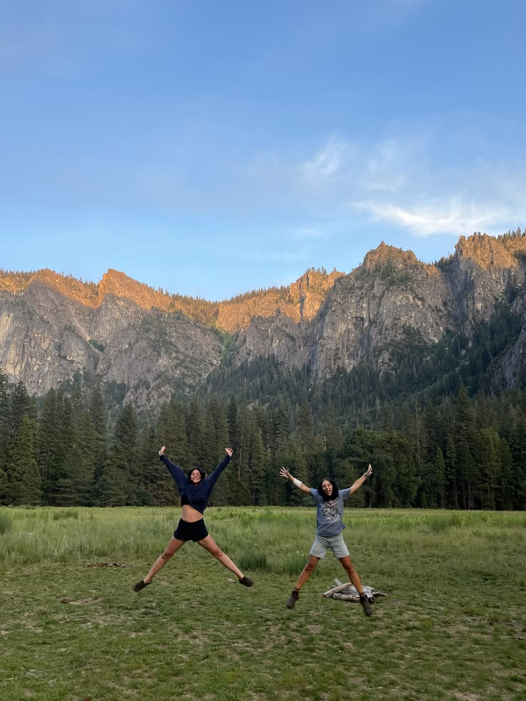 travel pose idea