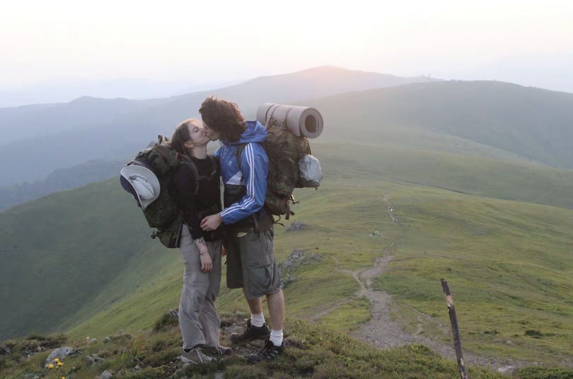 travel pose idea